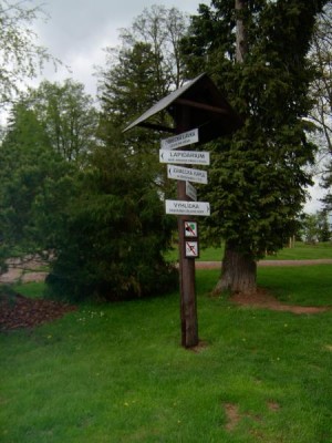 Vstup do horního parku od dolní brány