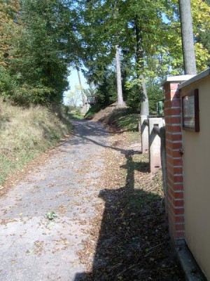 Horní park - cestička pod lávkou, 2005