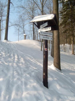Horní zámecký park, přístup přes lávku, 2005