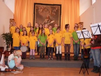 17.12. 2014  Vánoční besídka domova