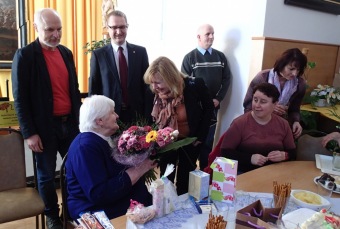13.2.2015 Jubileum 85 let - p. Zdena Sütterová