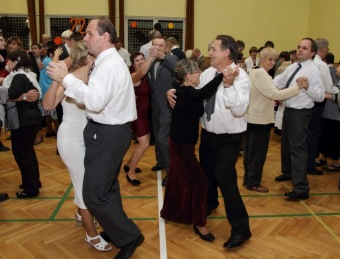 29.10. 2015 - Věneček na závěr tanečních - Dlouhoňovice