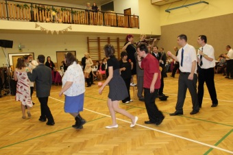 2019 Věneček na závěr tanečních - Dlouhoňovice 28.11.)