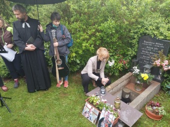 2022 Poslední rozloučení s paní Zdeňkou Sütterovou - Písečná (25.5.)