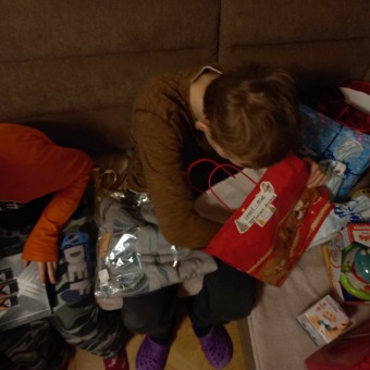 2023 Štědrý den v Domovu pod hradem Žampach (24.12.) - domek děti Žamberk