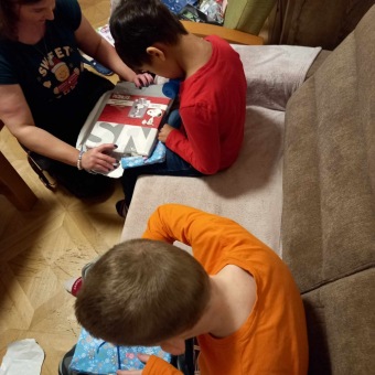 2023 Štědrý den v Domovu pod hradem Žampach (24.12.) - domek děti Žamberk