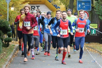 Foto Iscarex - Honza Šimůnek a Markéta Černá: 2. ročník běžeckého krosu Okolo Žampachu 23.10. 2016