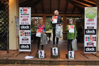 Foto Iscarex - Honza Šimůnek a Markéta Černá: 2. ročník běžeckého krosu Okolo Žampachu 23.10. 2016