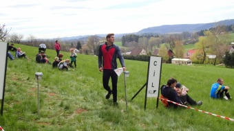 2016 Orientační běžci na Žampachu (5. kolo VčP OB 16.04. 2016)