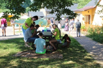 2019 - Letní hudební festival pod hradem Žampach 6.7.)