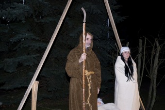 12.12 2014  Vánoční akce - Jarmark - dětské dílny - koncert