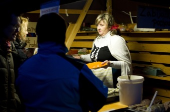 12.12 2014  Vánoční akce - Jarmark - dětské dílny - koncert