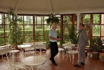 Z návštěvy hejtmana Pardubického kraje
Martina Netolického na akci Zámecká slavnost v Domovu pod hradem Žampach dne 28.5. 2016 (foto archiv zřizovatele)