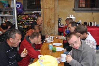 10.-12.9. 2015  GINKO - taneční kroužek na festivalu - Jičín - město pohádky