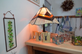 13.12. 2016 Obchůdek Z pod hradu Žampach-  Letohrad - vánoční prodej - zahájen