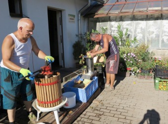 2018 Zahradnictví - moštování ovoce (7.8.)