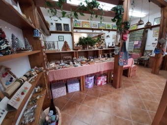 2021 Obchůdek Z pod hradu Žampach - vánoční prodej