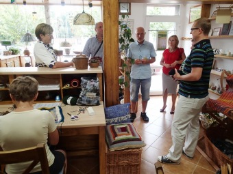 12.7. 2016 Z prohlídky obchůdku a bytů CHB Letohrad a Žamberk  - pan radní Pk a starosta Letohrad