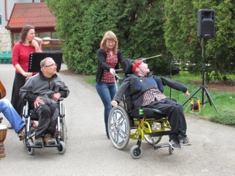 Vernisáž výstavy Tomáše Rybičky - Hamzova léčebna Luže - Košumberk - 7.4. 2016