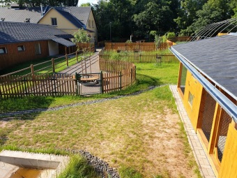 Dvoreček je připraven pro nová zvířátka a rozšíření ZOO terapie uživatelů našich služeb.