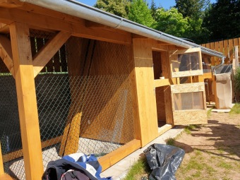 2020 Český dvorek - dokončení vybavení...