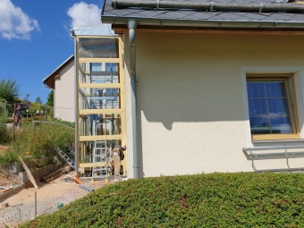 Realizujeme bezbariérový přístup do podkroví  domku Adam. Spolufinancováno z programu EU IROP - Infrastruktura sociálních služeb II - díky MAS ORLICKO