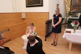 Svatební obřad v kapli - říjen 2020 - déšť