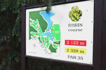 Keramiku z dílny Domova pod hradem Žampach nyní objevíte také exteriéru zámku Štiřín. Dnešní předání naší keramiky ve Štiříne bylo spojeno s komentovanou prohlídkou areálu a zámku s panem Václavem Větvičkou a setkáním s panem Václavem Hrubým, generálním ředitelem organizace (6.5. 2019)