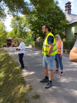 2023 Program dešťovka - průběh prací - montáž retenční nádrže 13.6. 2023