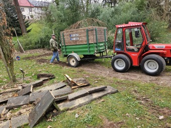 2025 Obnova lávky v mokřadu u bambusária (30.3.)