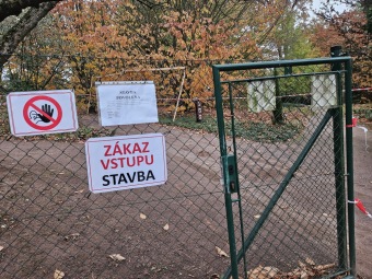 2025 Úprava centrální cesty horním parkem arboreta (10/25 - 04/26)