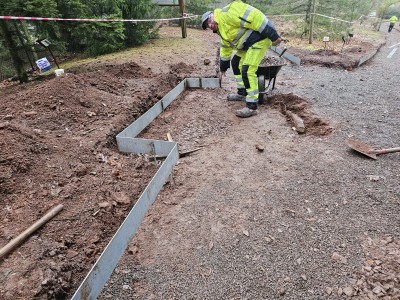 2025 Úprava centrální cesty horním parkem arboreta (10/25 - 04/26)