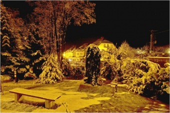 2016 Noční vánoční fotografie z areálu domova (J. Dostálek)