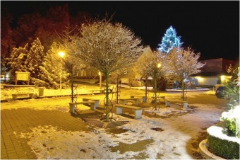 2016 Noční vánoční fotografie z areálu domova (J. Dostálek)