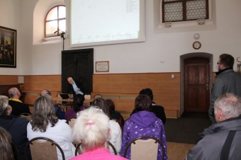 13.10. 2017 Prohlídka objektu Na Výsluní a informace o nové službě pro veřejnost - před zahájením.