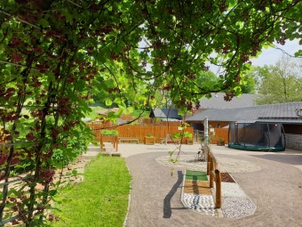 2021 Smyslový park - tunel plný vůně - akébie