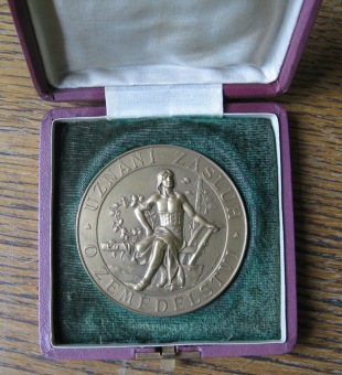 Archivní materiály - Dr. František Lützow